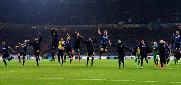 官方：本轮港超联赛延期进行，中国香港各代表队将臂缠黑纱出战