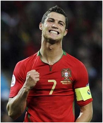 2球3助，奥利塞是有统计以来德甲单场造5球最年轻的拜仁球员（2射3传，奥利塞成德甲统计时代拜仁单场造5球最年轻球员）