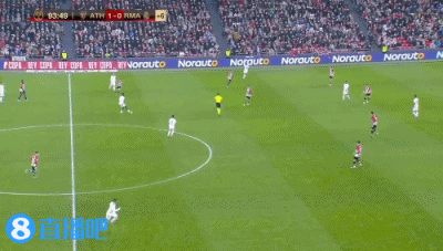 替补神兵！凯尔登·约翰逊5分钟轰13分，带队反超湖人9分