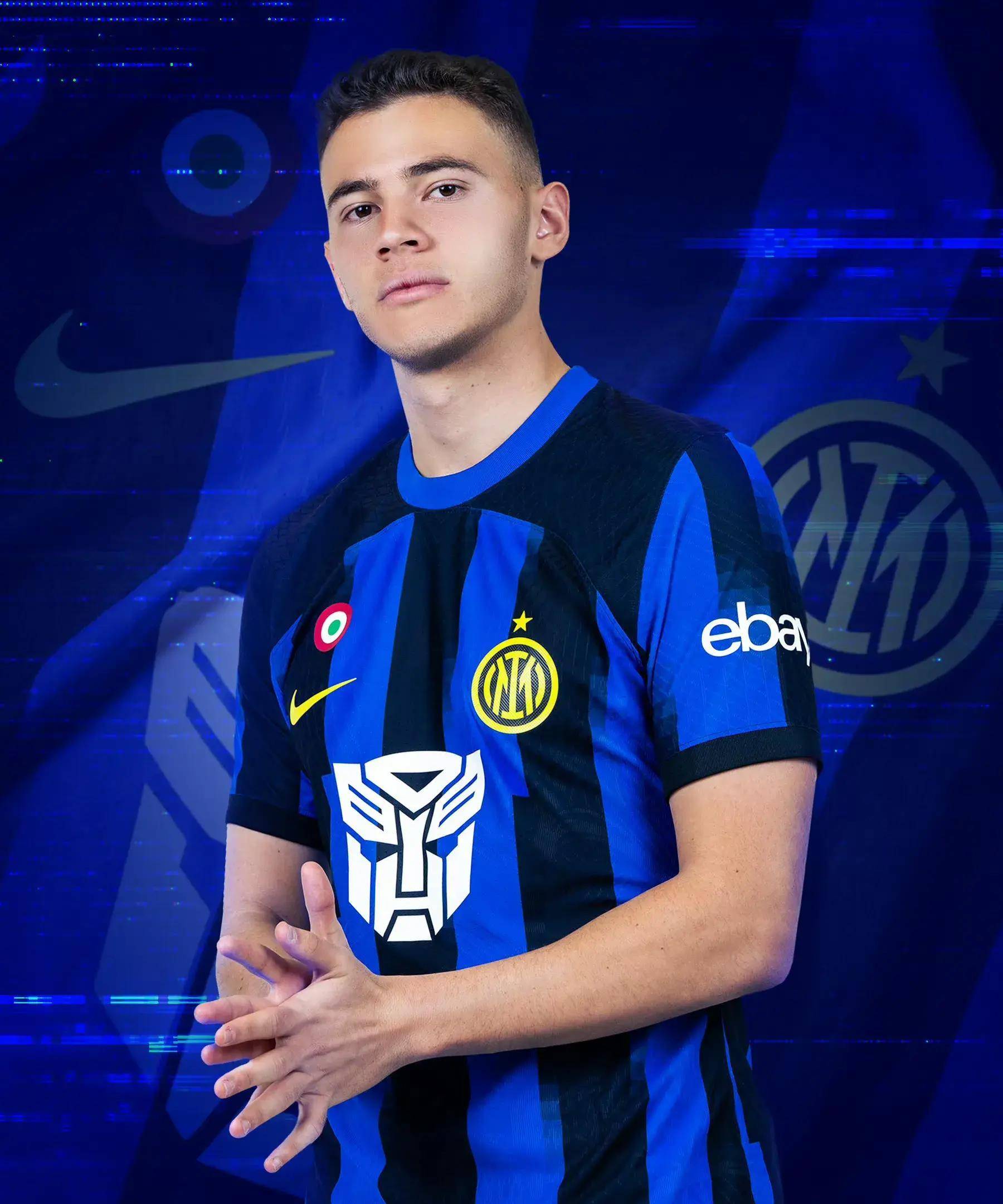 近期两连败！皇马官方晒对阵阿拉维斯海报，罗德里戈单人出镜（连败两场后，皇马官方发布战阿拉维斯海报：罗德里戈独自出镜）