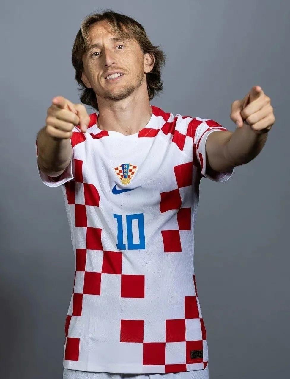 快船官方声明：我们与保罗分道扬镳，他不再是球队的一员