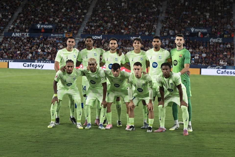 国安客战河内：3外援PK6外援，塞鸟、吴少聪首发，法比奥出战